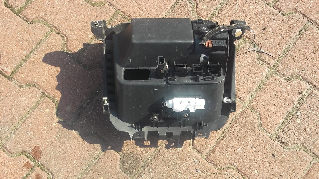 ΚΕΝΤΡΙΚΟ ΘΕΡΜΑ ΓΑΝΤΙ CITROEN C4 PICASSO II 13r- Product image