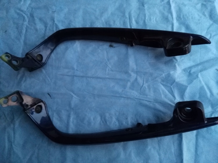 Λαβή SUZUKI BURGMAN 400 K2, λαβή συνοδηγού L/R Product image