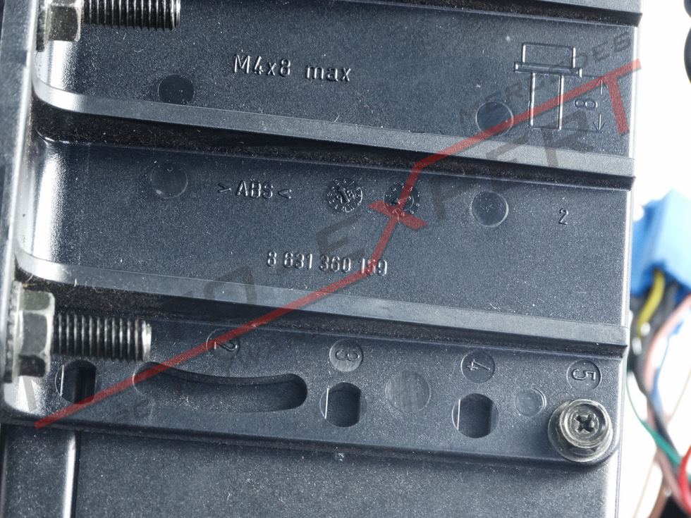 Mercedes RADIO CHANGER BLAUPUNKT PARIS RCM 127 Product image