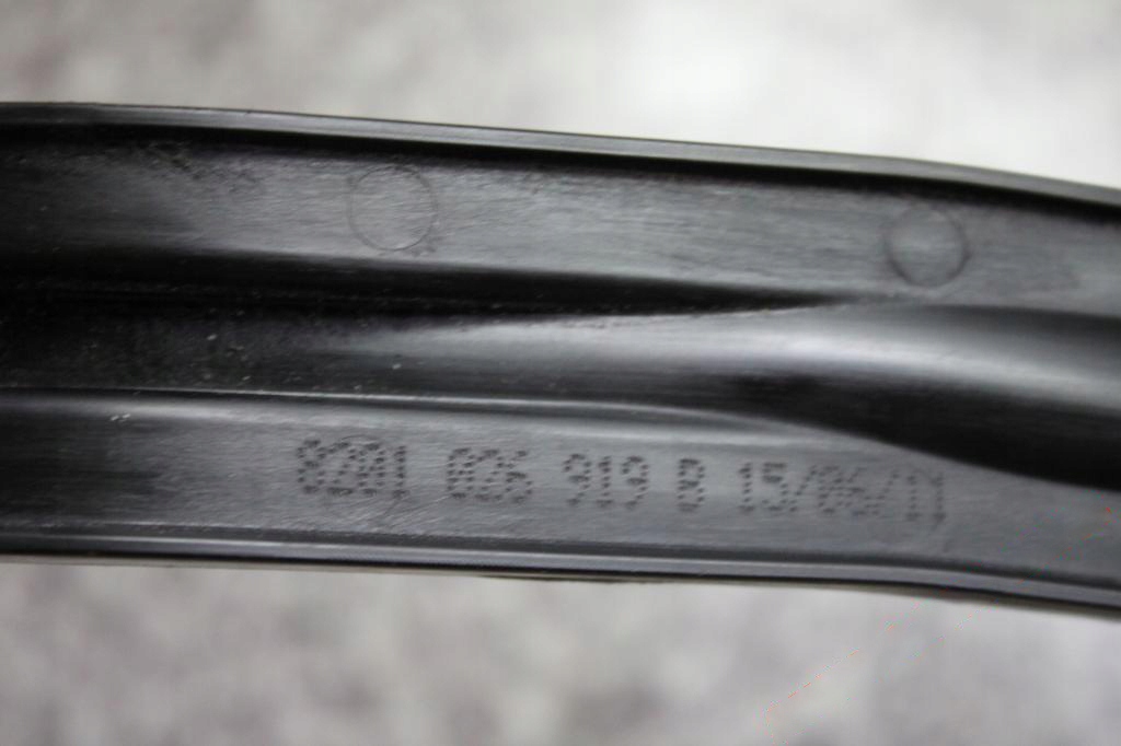 MASTER III 2.3DCI OIL DIPPER 8201026919 Product image