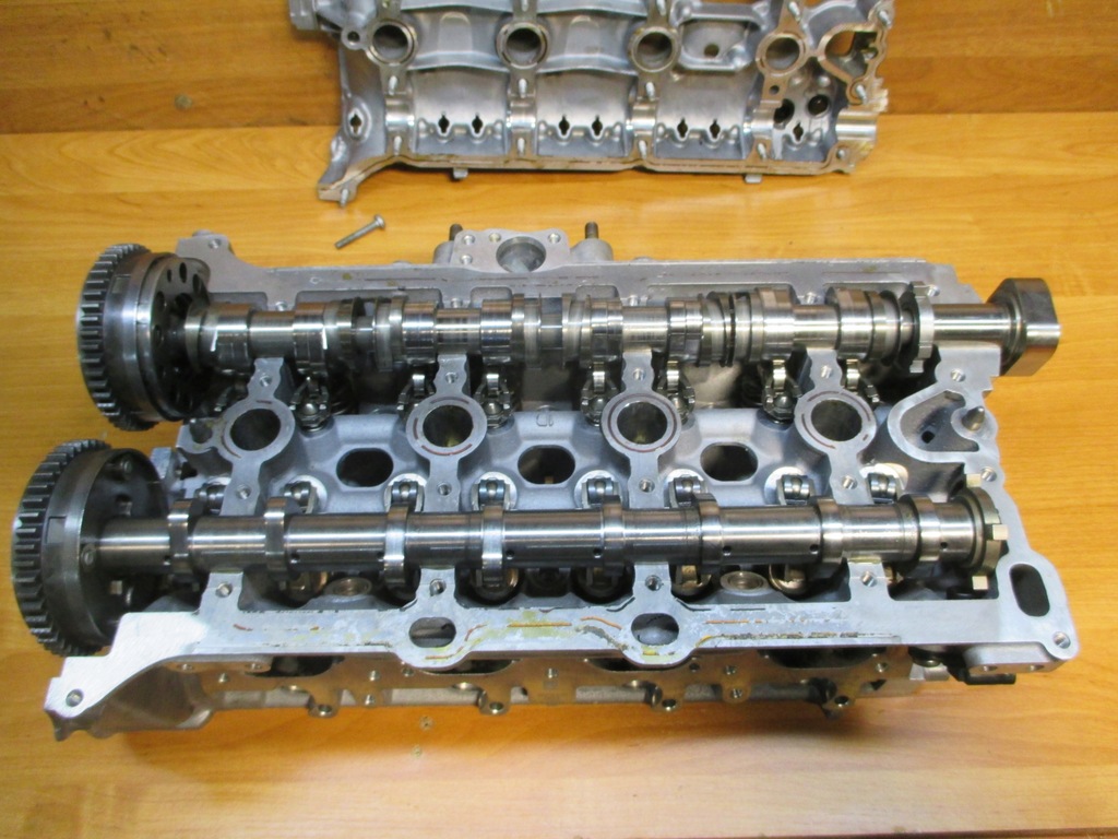 VW AUDI CAMSHAFT 1.8 2.0 TSI TFSI INTAKE 06H101H EXHAUST 06K109247E Product image