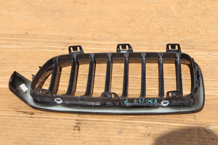 BMW 3 F30 F31 δεξιό νεφρό gloss Performance ORIG Product image