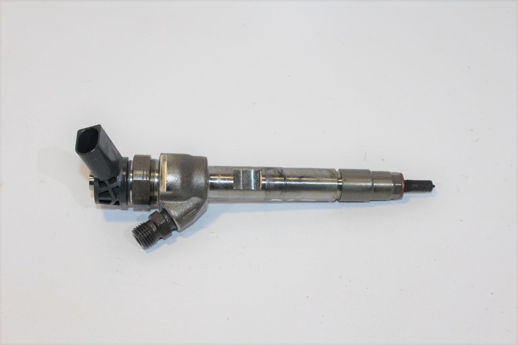 BMW F30 F45 B47C20A INJECTOR 8514146 Product image