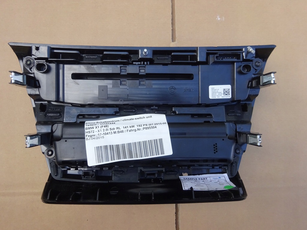 BMW F48 RADIO AIR CONDITIONING PANEL 9371457 Product image