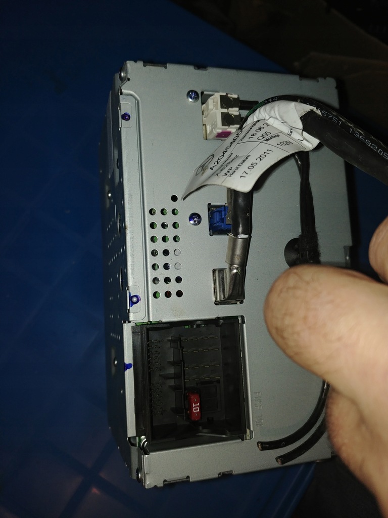 MERCEDES W204 NAVIGATION RADIO A2049008605 Product image