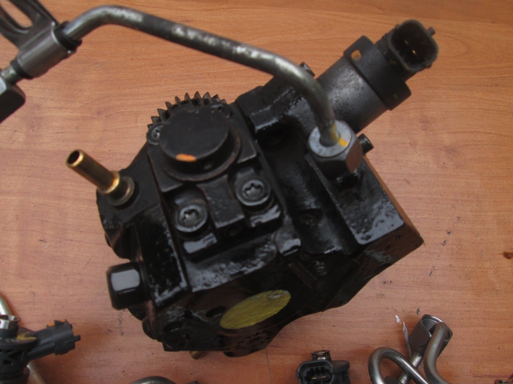 RENAULT 1.6 DCI INJECTOR PIPE 0445110414 Product image