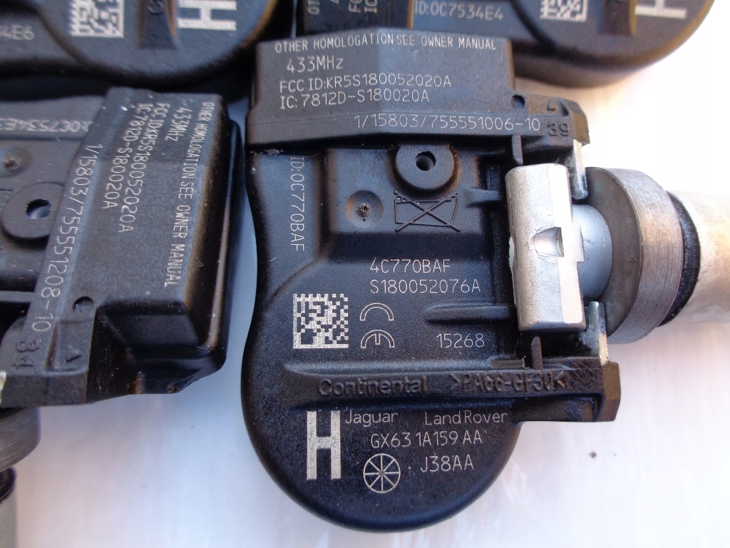 4x Αισθητήρες πίεσης LAND ROVER, JAGUAR S180052076A, GX631A159AA Product image
