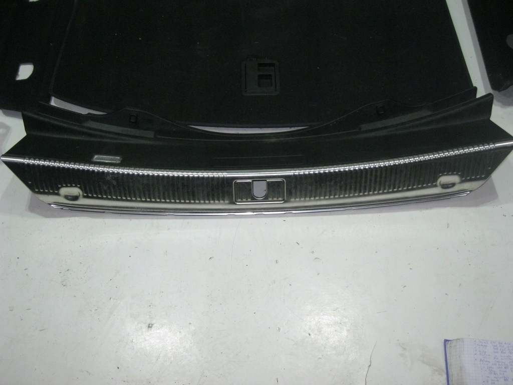 AUDI A8 4H ΤΑΠΕΖΙΡΙΑ ΚΟΡΜΑΓΟΥ, ΠΛΑΪΝ, ΔΑΠΕΔΟ Product image