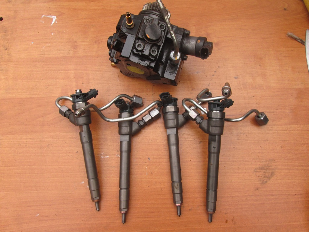 RENAULT 1.6 DCI INJECTOR PIPE 0445110414 Product image