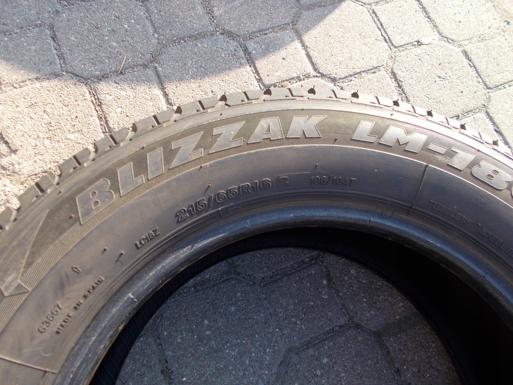 1τμχ BRIDGESTONE Blizzak LM-18C 215/65/16 C 7,8mm Product image