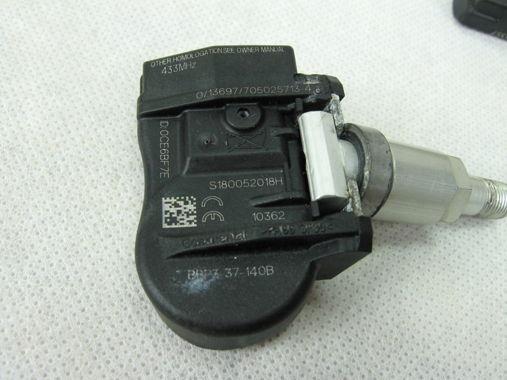 ΑΙΣΘΗΤΗΡΑΣ ΠΙΕΣΗΣ TPMS MAZDA 6 CX5 CX9 BBP337140B Product image