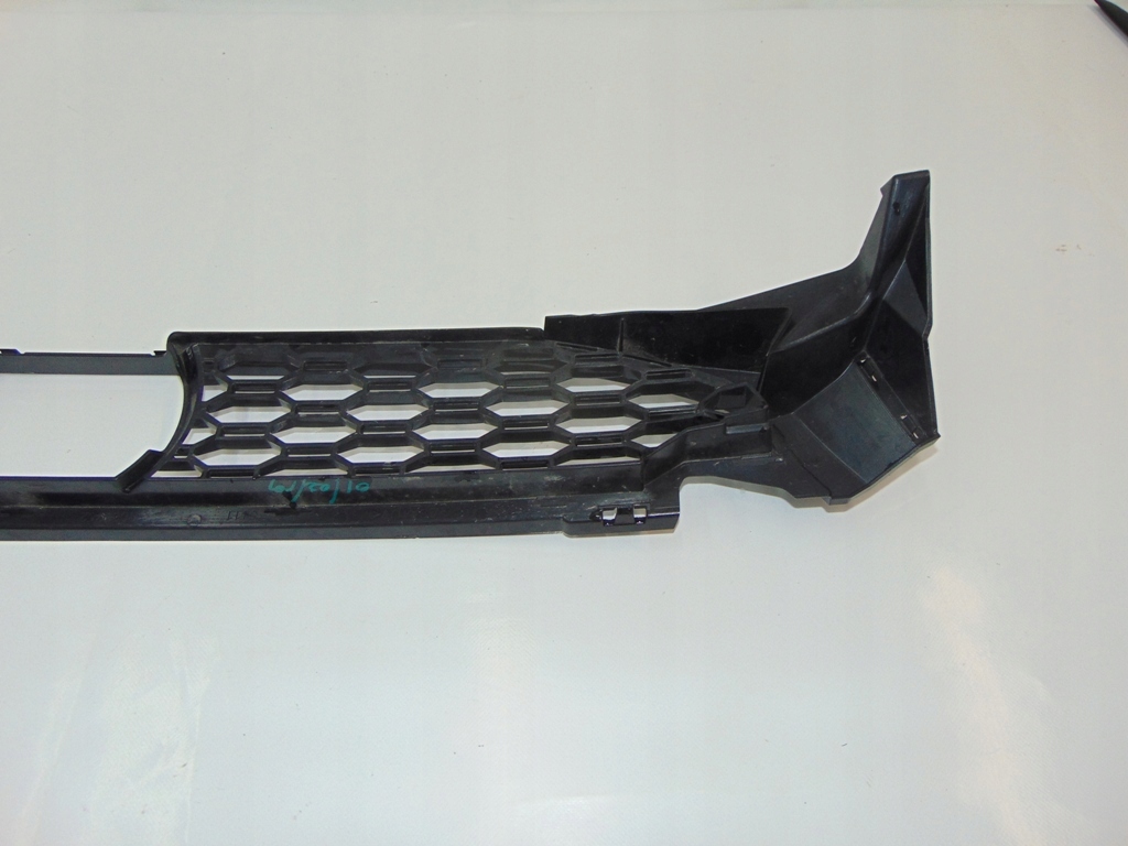 BMW G01 X3 GRILL RADAR ΜΠΡΟΣΤΙΝΟΣ ΠΡΟΦΥΛΑΚΤΗΡΑΣ Product image