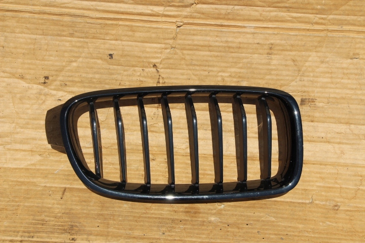 BMW 3 F30 F31 δεξιό νεφρό gloss Performance ORIG Product image