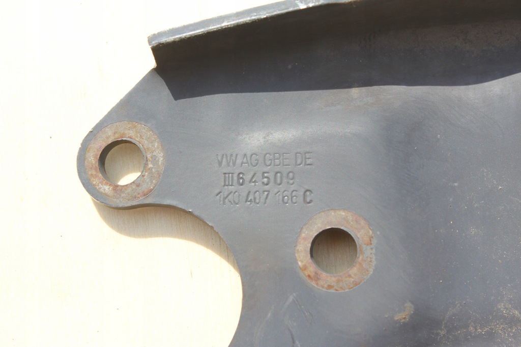 Βραχίονας ελέγχου μπροστά δεξιά VwAG 1K0407166C Product image