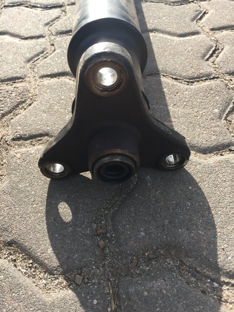 Άξονας μετάδοσης κίνησης 7598950 BMW F04 750L 4.4 HYBRID LONG Product image