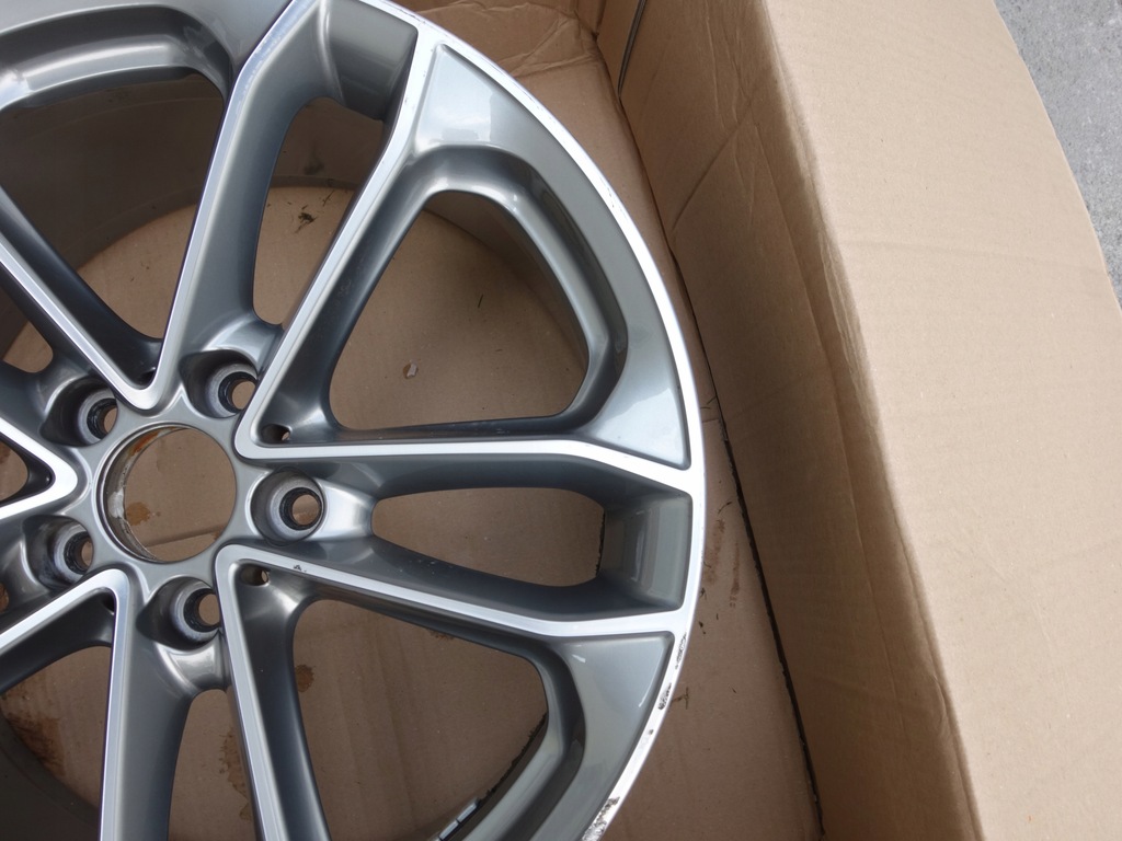 BMW F34 GT X4 9X19 ET 42 ΠΙΣΩ ΖΑΝΤ Product image