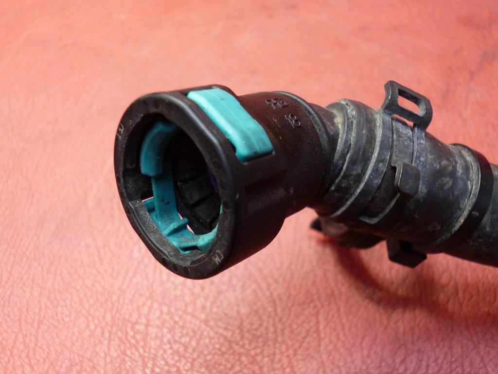 Σωλήνας νερού Ford Fiesta 1.0 Ecoboost C1B1-18K579-AD Product image
