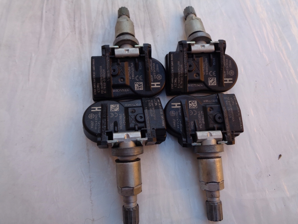 4x Αισθητήρες πίεσης LAND ROVER, JAGUAR S180052076A, GX631A159AA Product image