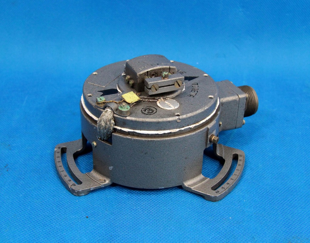 ID2M AVIATION INDUCTION COMPASS Product image
