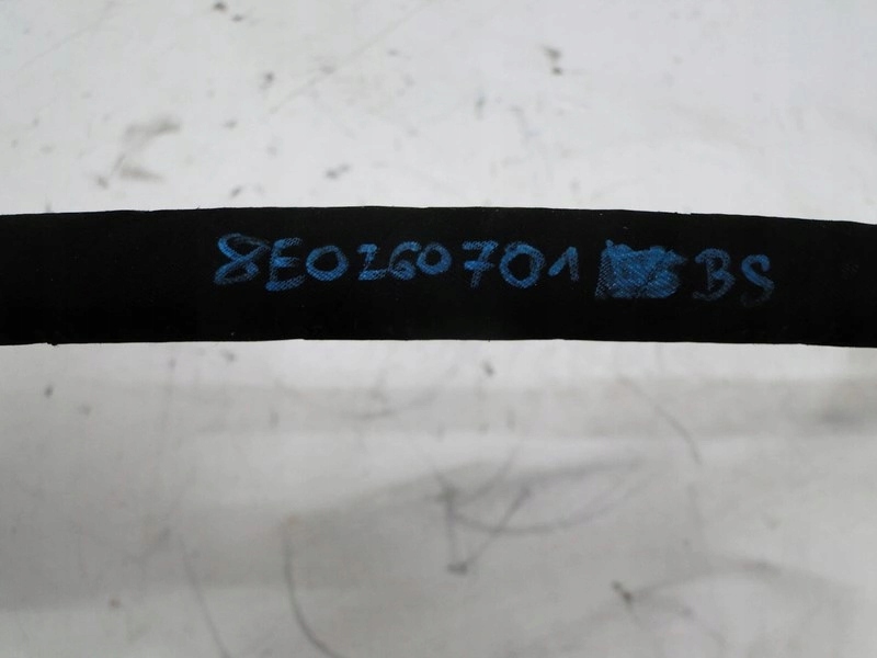 8E0260701 Audi A4 B6 B7 Εύκαμπτος σωλήνας κλιματισμού Product image