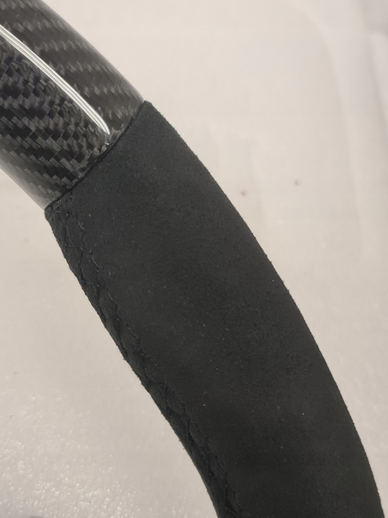 Θερμαινόμενο τιμόνι Carbon Alcantara Mercedes AMG Product image
