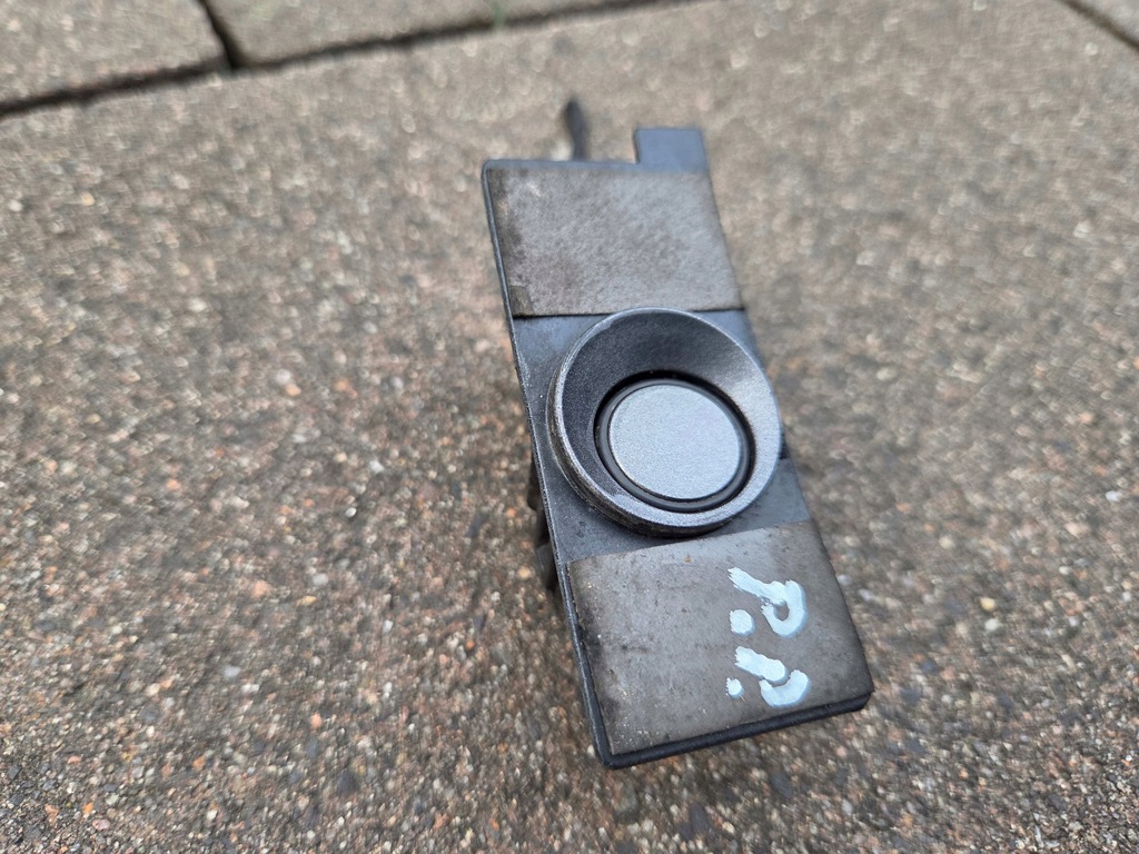 VW Touran Lift PDC Sensor+Δεξιά Baszy Εξωτερική 1T0919297A 1T0919400 10-15 Product image