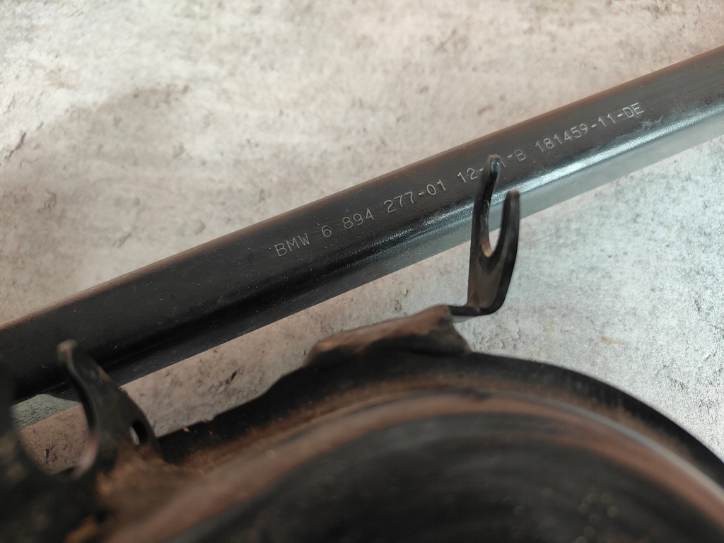 BMW X1 U11 X2 U12 SDRIVE Steple Hyble Δεξιά πίσω τίρες 8855202 Product image