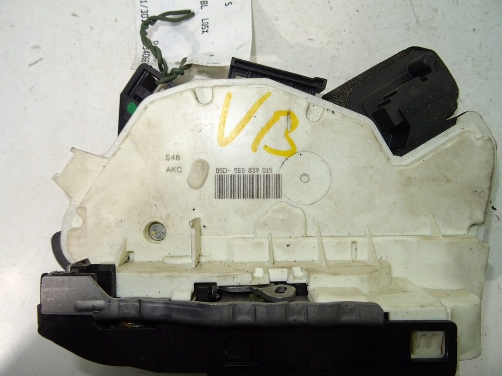 SKODA RAPID ΚΛΕΙΔΑΡΙΑ ΠΟΡΤΑΣ ΠΙΣΩ ΑΡΙΣΤΕΡΑ 5E0839015 Product image
