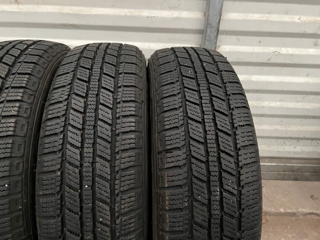 ROCKSTONE ICE-PLUS ΧΕΙΜΕΡΙΝΑ ΕΛΑΣΤΙΚΑ 175/65/15 84Τ Product image