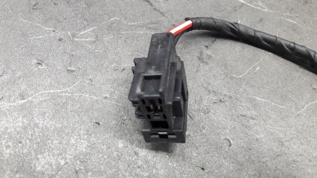 1K0972117A Επίπεδο Επικοινωνία Στέγαση Volkswagen Audi Product image