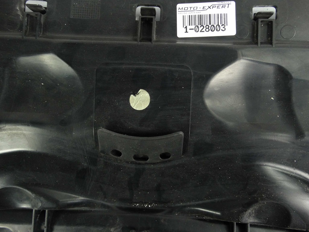 Mercedes E W211 BONNET AIR BAFFLE ΠΑΝΕΛ Product image