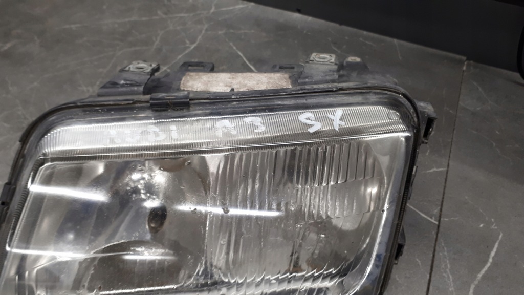 963035-00 Αριστερά προβολέας Audi A3 Hella 8L 97R Product image