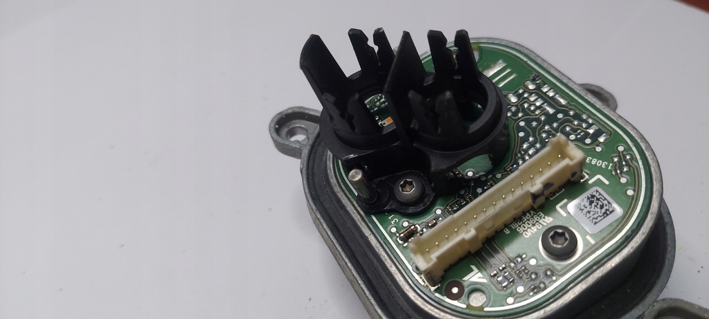 AUDI A4 B9 LIFT LAMP MODULE HEDGEHOG INVERTER 1305715395 Product image