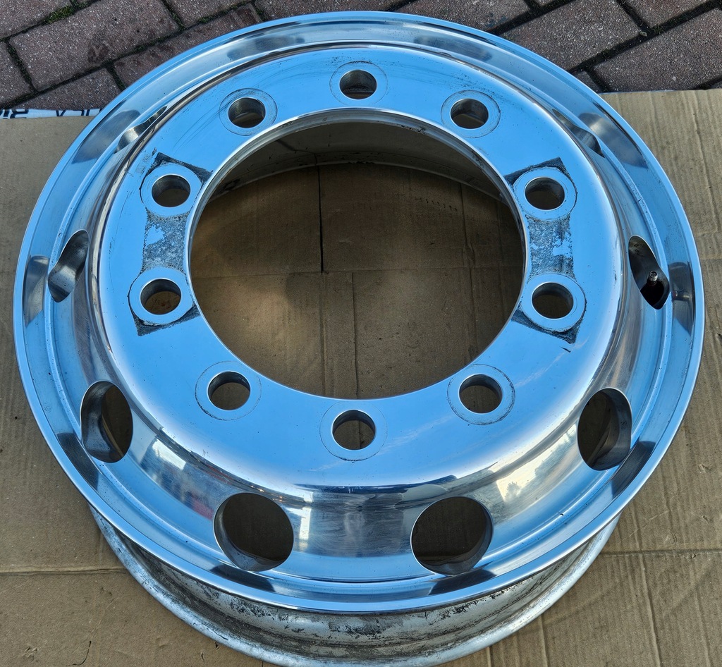 Alu Rim 8,25x22,5 Alcoa Dura-Bright EVO Product image