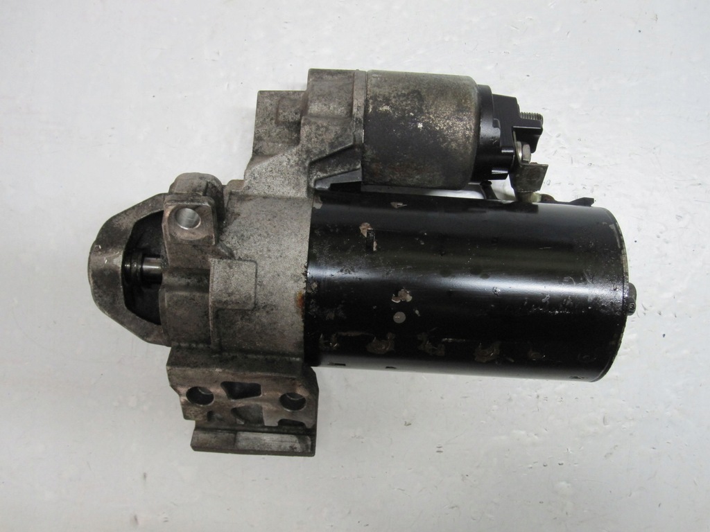 BMW E90 2.0 D 10yr 177KM N47D20C 0001139016 7823700 20090824 STARTER Product image