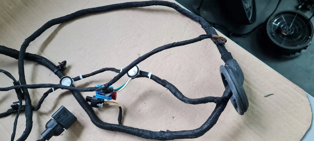 A5 8W COUPE ΗΛΕΚΤΡΙΚΗ ΚΑΛΩΔΙΑ ΠΟΡΤΑΣ 8W6971030CB Product image
