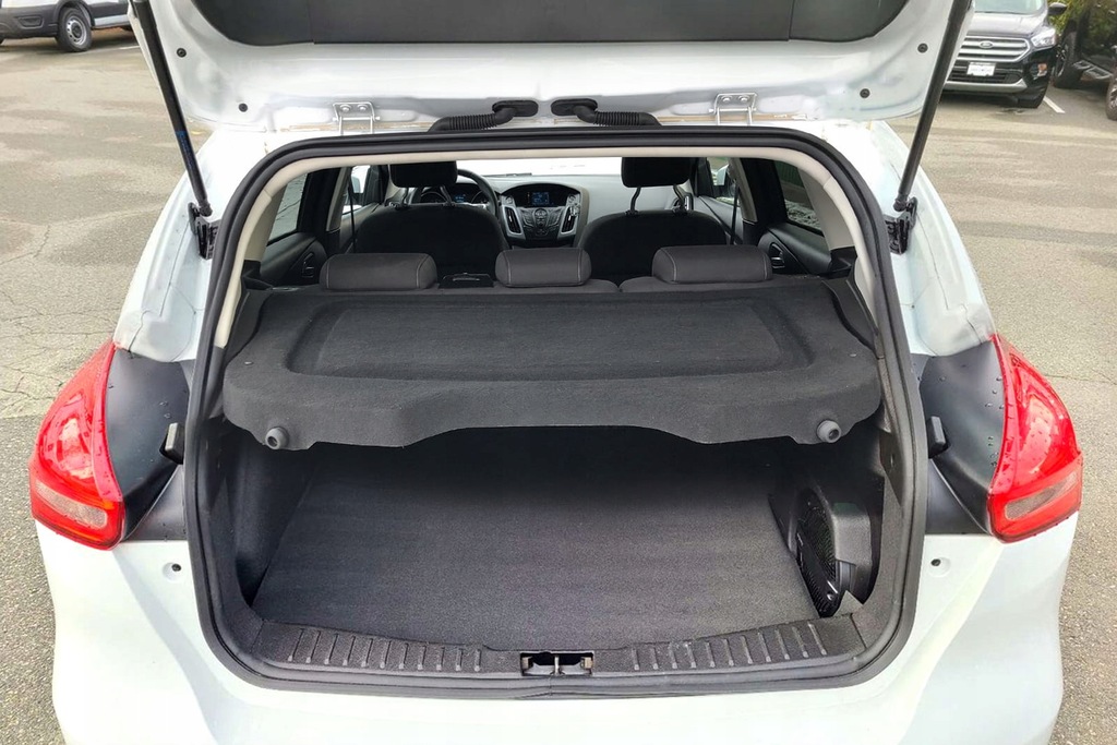 FORD FOCUS MK3 10-18 HB TRUNK ΡΑΦΙ 1850508 Product image