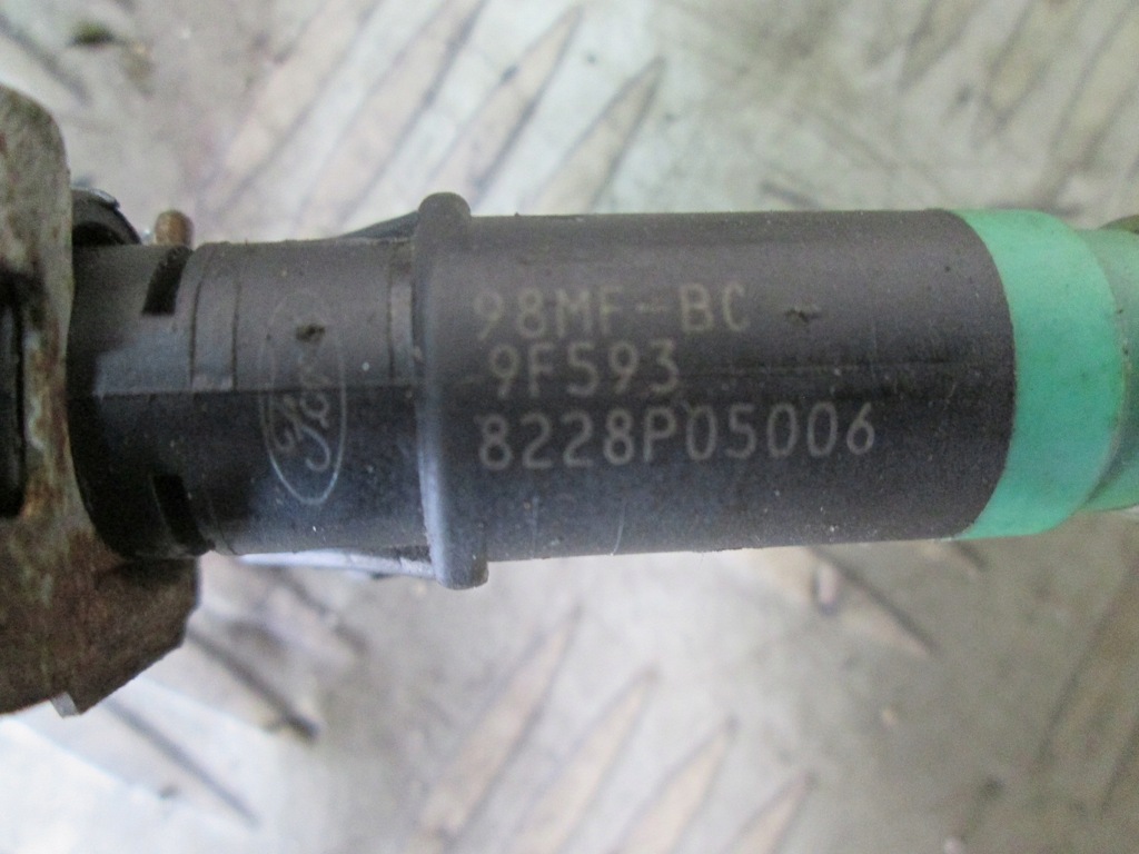 INJECTION INJECTOR FOCUS MK2 II C-MAX C30 S40 V50 1.6 16V 98MF-BC9F593 Product image