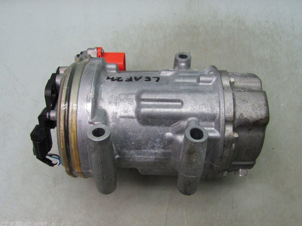 LEAF II ZE1 21R AIR CONDITIONING COMPRESSOR 926005SA1B 92600 5SA1B Product image