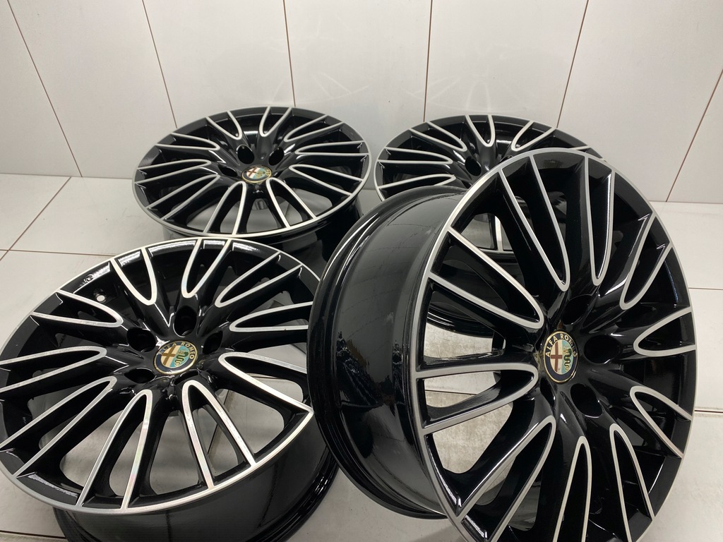 ΣΕΤ ΖΑΝΤΕΣ ALFA ROMEO GIULIA 159, Brera 7,5" x 17" 5x110 ET 41 Product image
