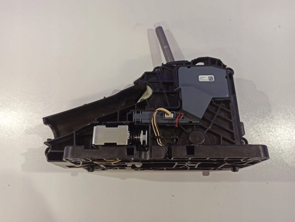 Volvo XC90 2016 Jacks and shifters Product image