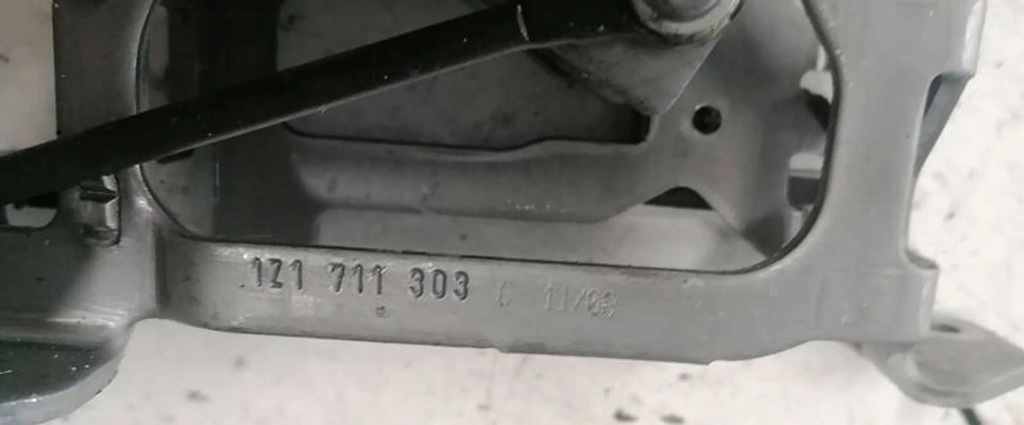 SKODA OCTAVIA II 08R Χειρουργικός μοχλός 1Z1711303 Product image