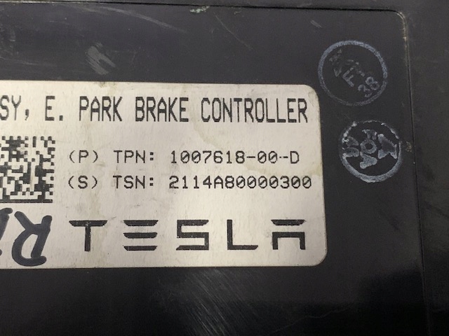 Ελεγκτής χειρόφρενου Tesla S ECU 1007618-00-D Product image