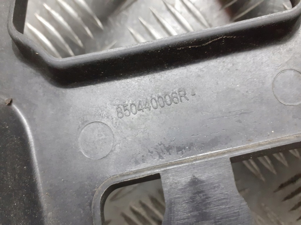 ΠΡΟΦΥΛΑΚΤΗΡΑΣ SLIDE ΔΕΞΙ ΠΙΣΩ RENAULT MEGANE III HB Product image