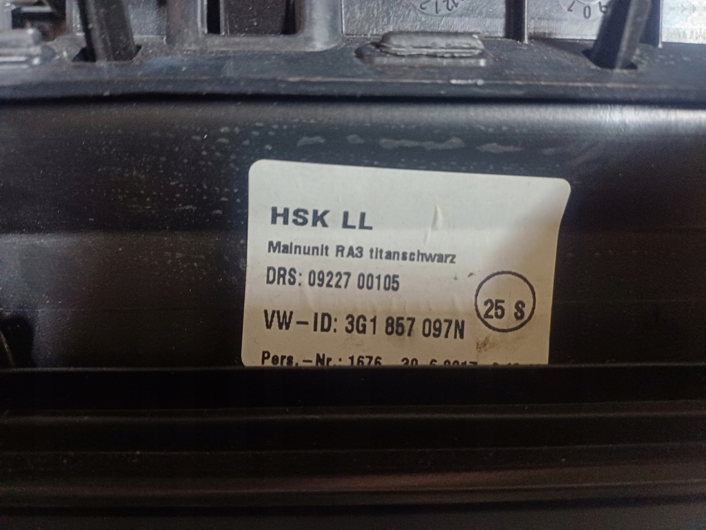 Θλίψη επιβατών VW Passat B8 Black Europe Product image