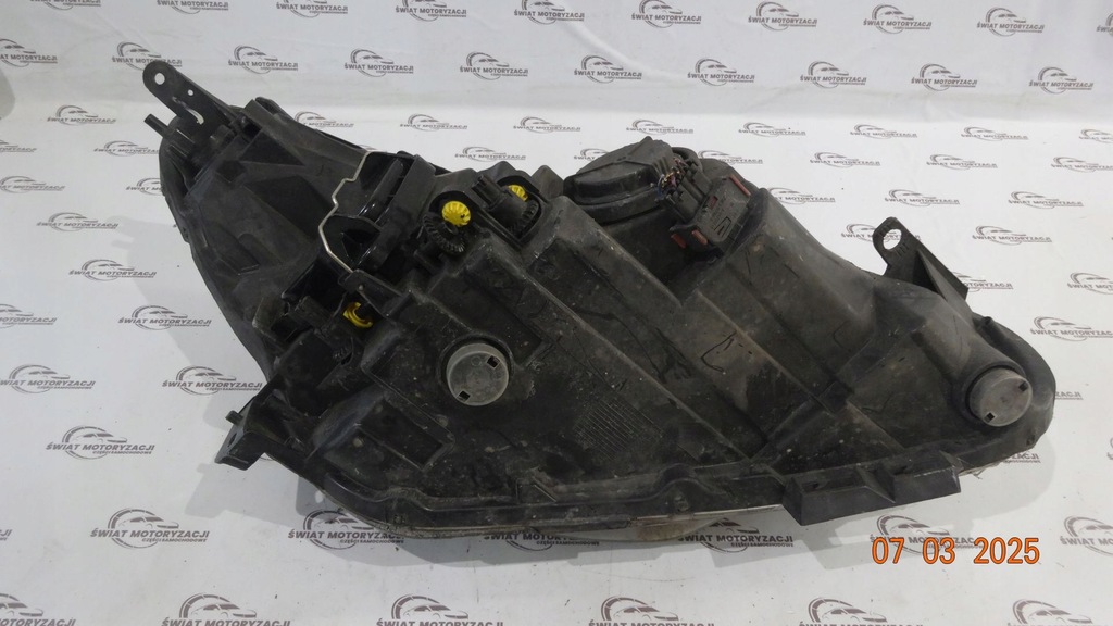 Opel Corsa D Lift 12R Αριστερά μπροστινή λάμπα 13392707 Αγγλικά Product image