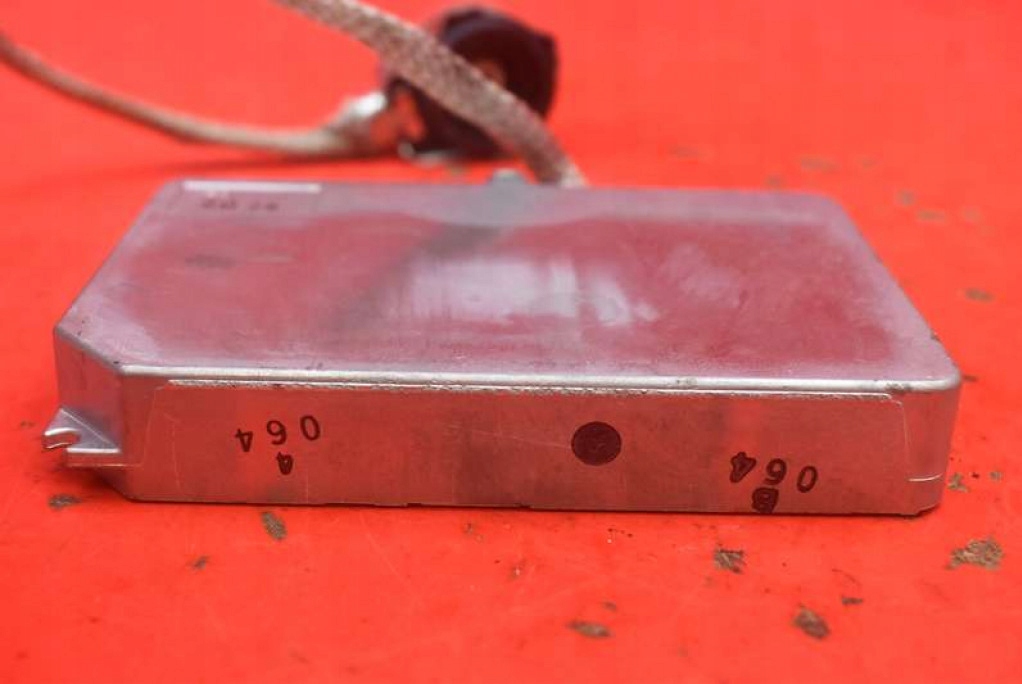 ΜΕΤΑΤΡΟΠΟΣ XENON LEFT 84965AG000 SUBARU OUTBACK 4 Απρ 09-12 Product image