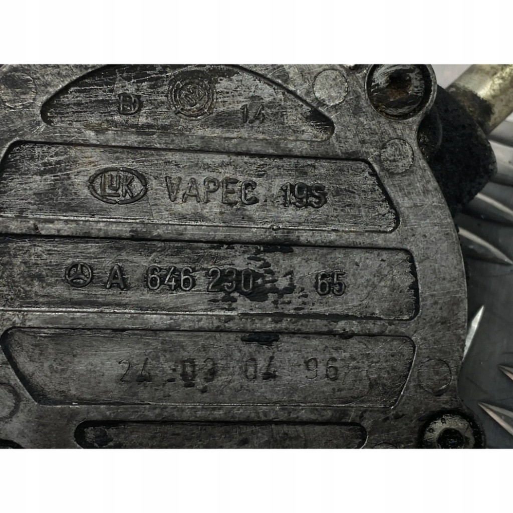 Mercedes C 200 CDI W203 2.2 CDI 646 Αντλία κενού A6462300165 Product image