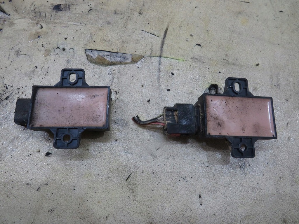 ΑΙΣΘΗΤΗΡΑΣ ΠΙΕΣΗΣ ΕΛΑΣΤΙΚΩΝ JEEP WK 3.0 CRD 56053034AC Product image