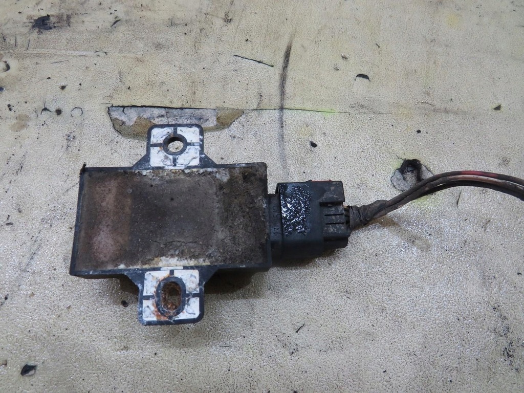 ΑΙΣΘΗΤΗΡΑΣ ΠΙΕΣΗΣ ΕΛΑΣΤΙΚΩΝ JEEP WK 3.0 CRD 56044729AC Product image